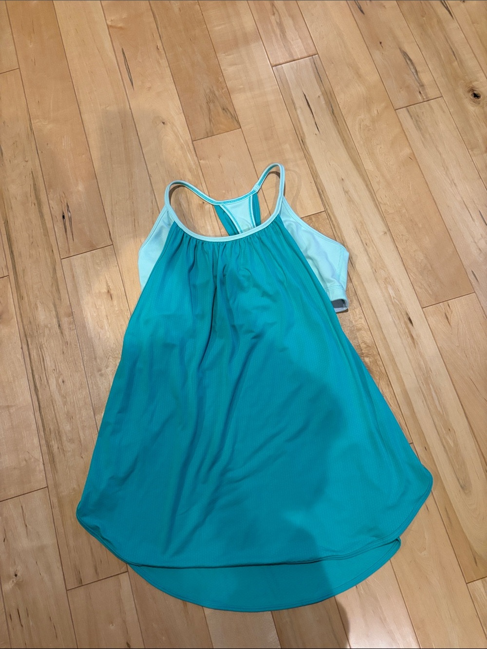 Lululemon tank